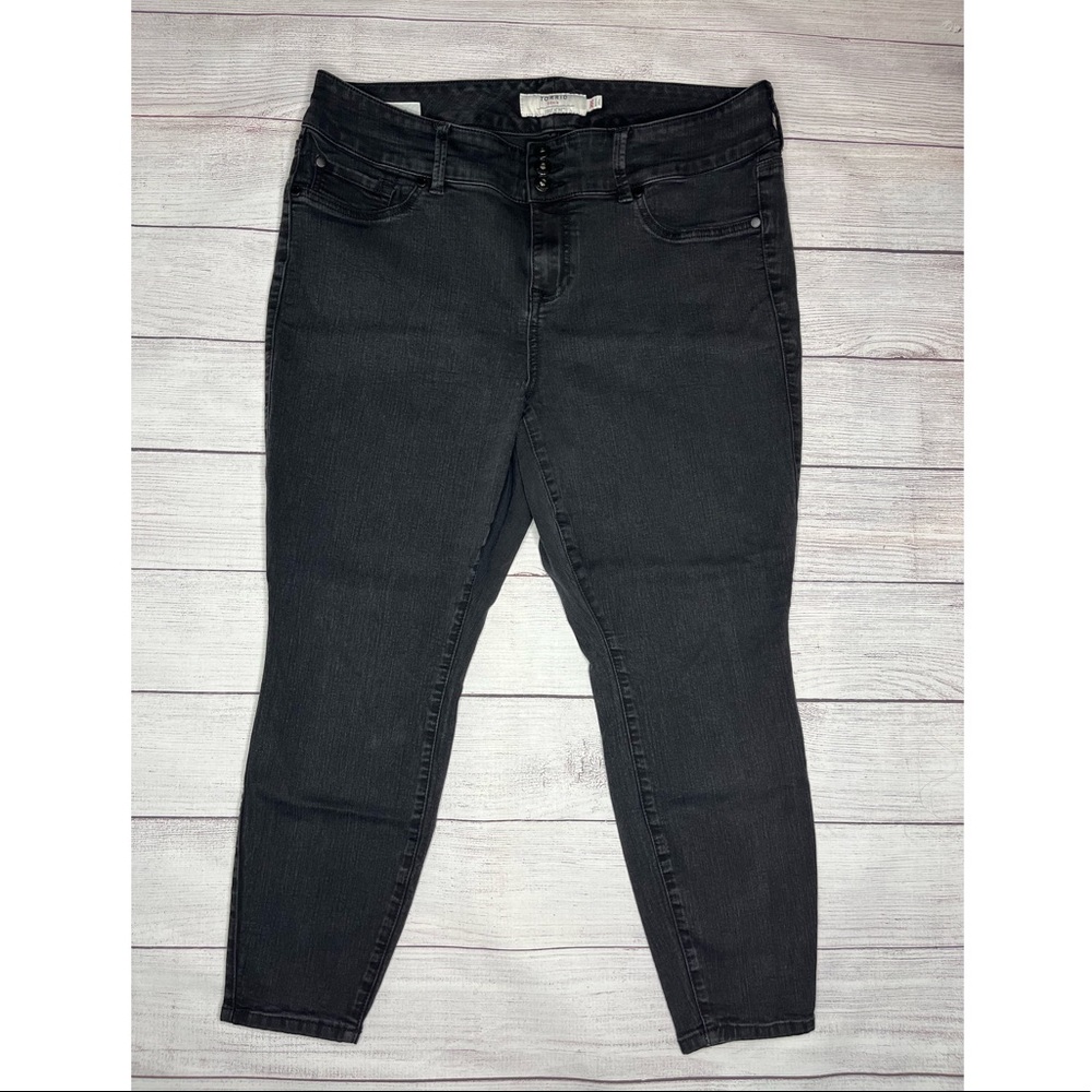 Torrid high rise jeggings short